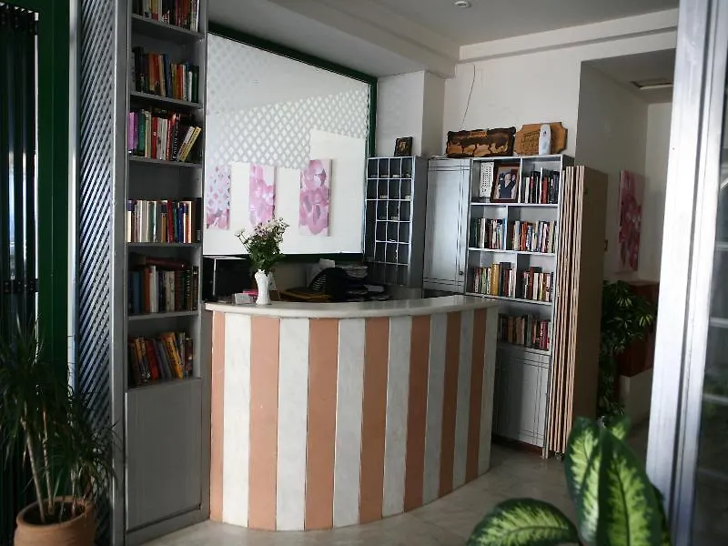 Marilyn Apartments Rethymno
